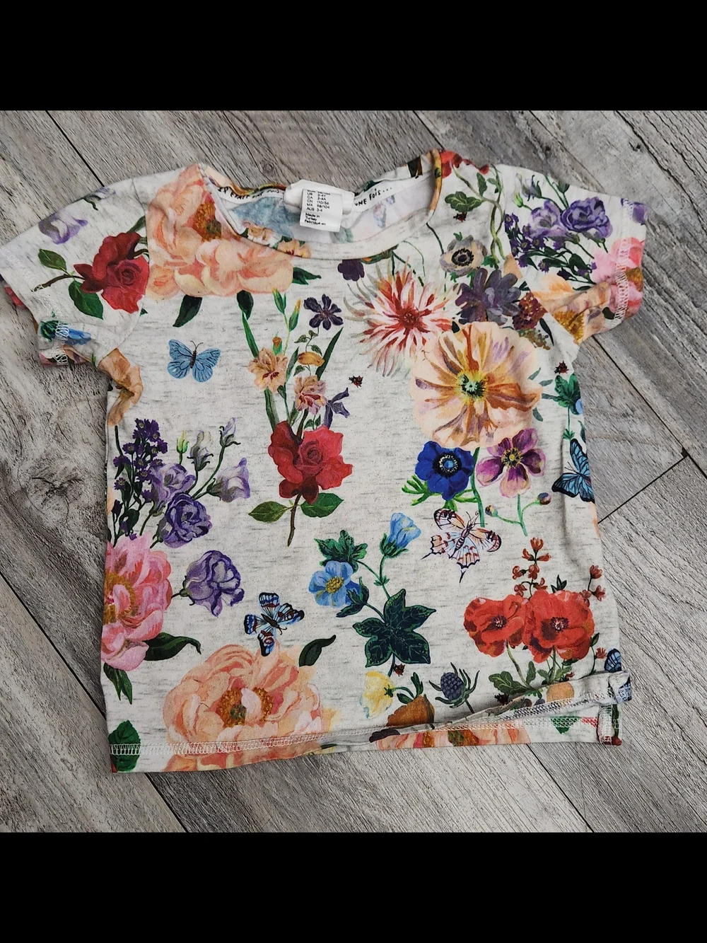 H&M Pale Pink Floral Tee and Leggings Set with Gold Accent